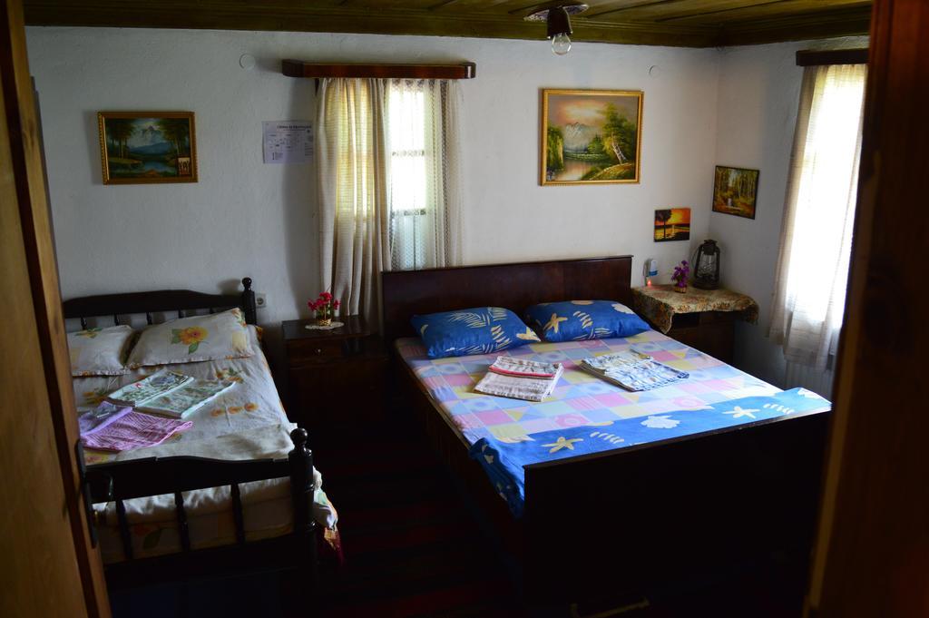 The Old House Guest House Obedinenie Room photo